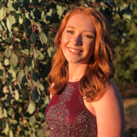 Meet your Posher, Trinity - Picture 1 of 1